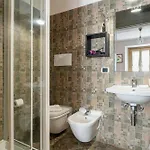 Locami Rooms Castaldi Konukevi Milano